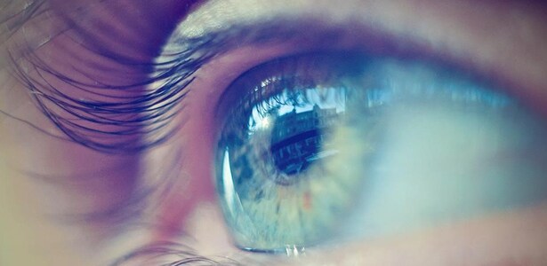 Como funcionam os olhos?
